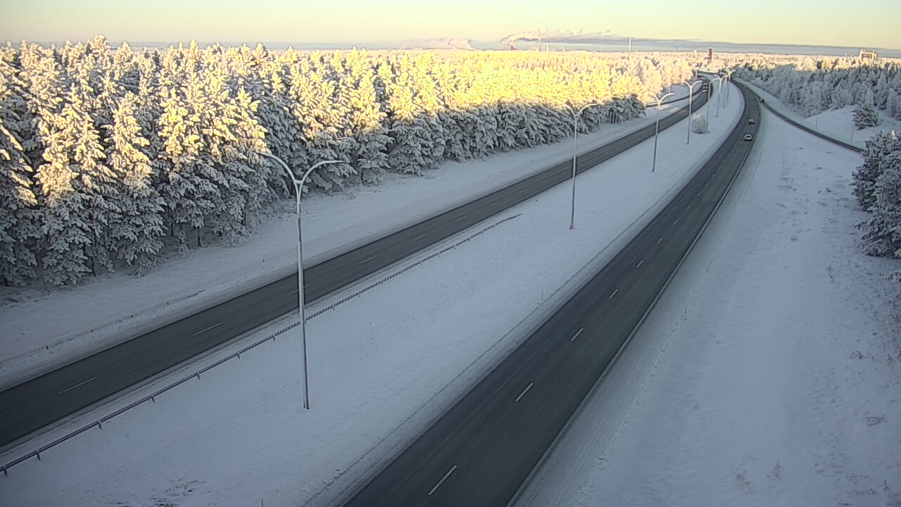 Weather Camera Image Väg 4 Uleåborg, Ouluntulli, Oulu, Pohjois-Pohjanmaa