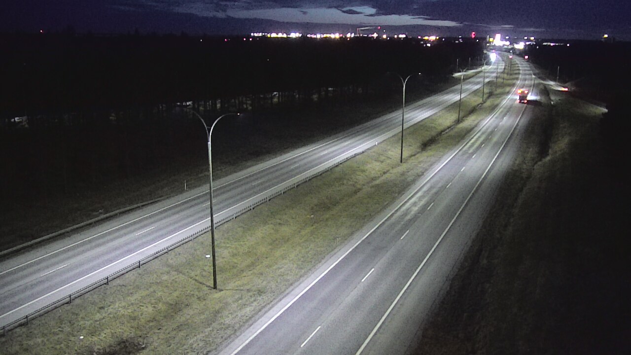 Weather Camera Image Väg 4 Uleåborg, Ouluntulli, Oulu, Pohjois-Pohjanmaa