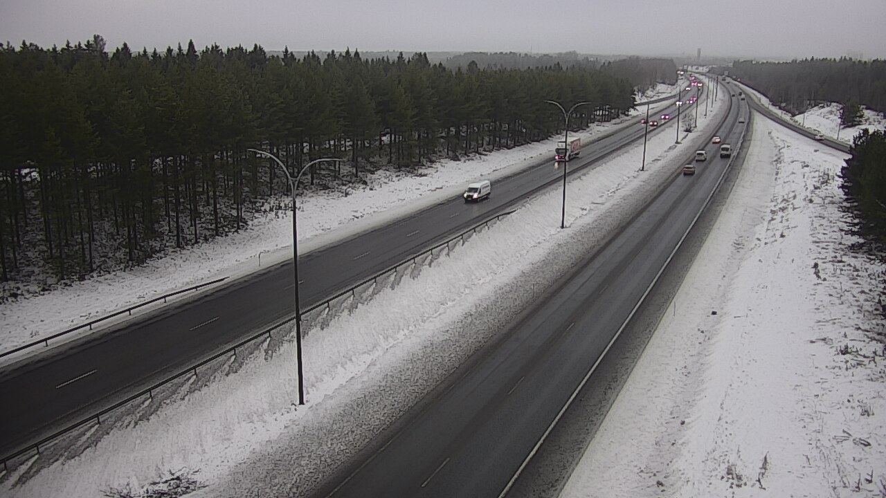 Weather Camera Image Väg 4 Uleåborg, Ouluntulli, Oulu, Pohjois-Pohjanmaa