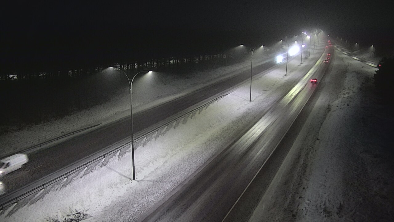 Weather Camera Image Väg 4 Uleåborg, Ouluntulli, Oulu, Pohjois-Pohjanmaa