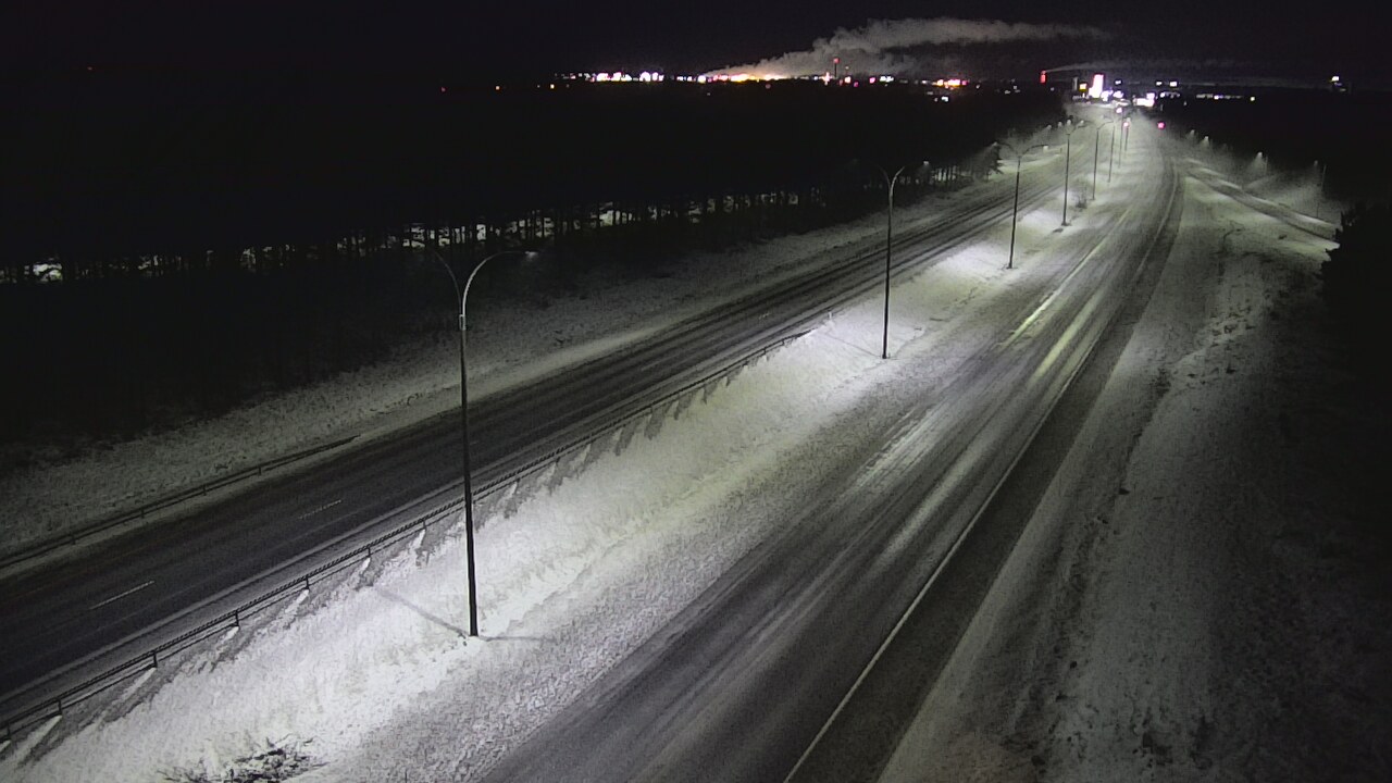 Weather Camera Image Väg 4 Uleåborg, Ouluntulli, Oulu, Pohjois-Pohjanmaa