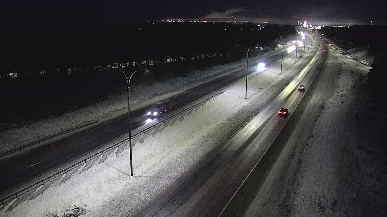 Weather Camera Image Väg 4 Uleåborg, Ouluntulli, Oulu, Pohjois-Pohjanmaa