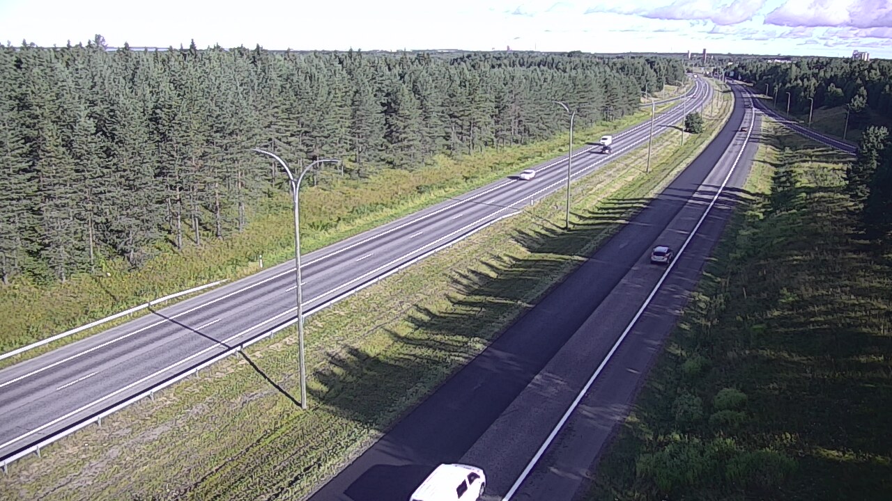 Weather Camera Image Väg 4 Uleåborg, Ouluntulli, Oulu, Pohjois-Pohjanmaa
