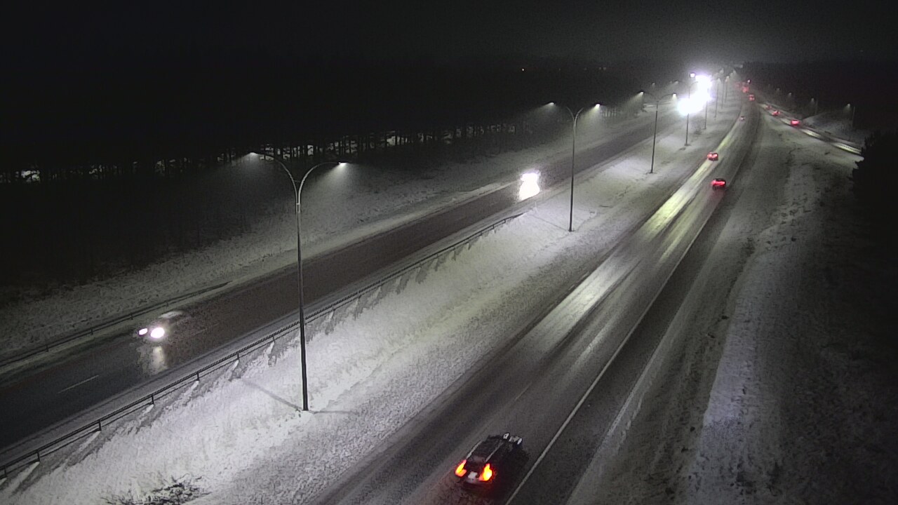 Weather Camera Image Väg 4 Uleåborg, Ouluntulli, Oulu, Pohjois-Pohjanmaa