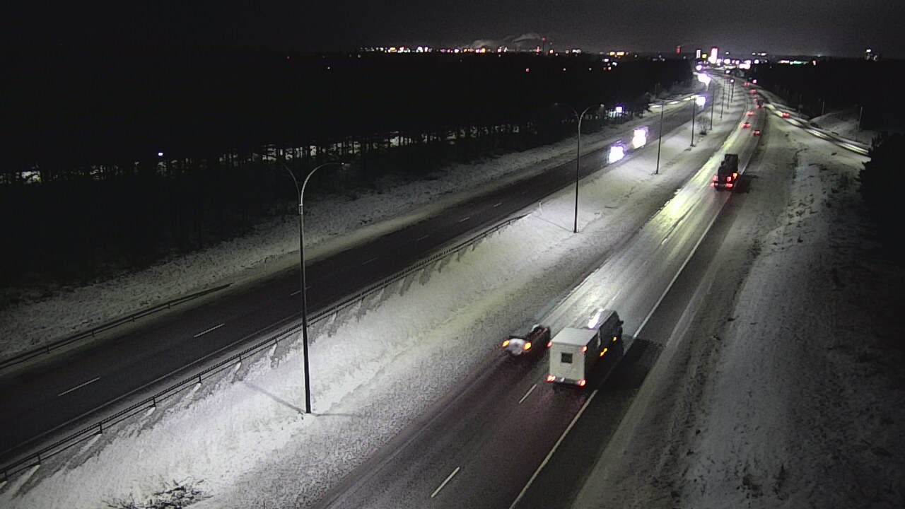 Weather Camera Image Väg 4 Uleåborg, Ouluntulli, Oulu, Pohjois-Pohjanmaa