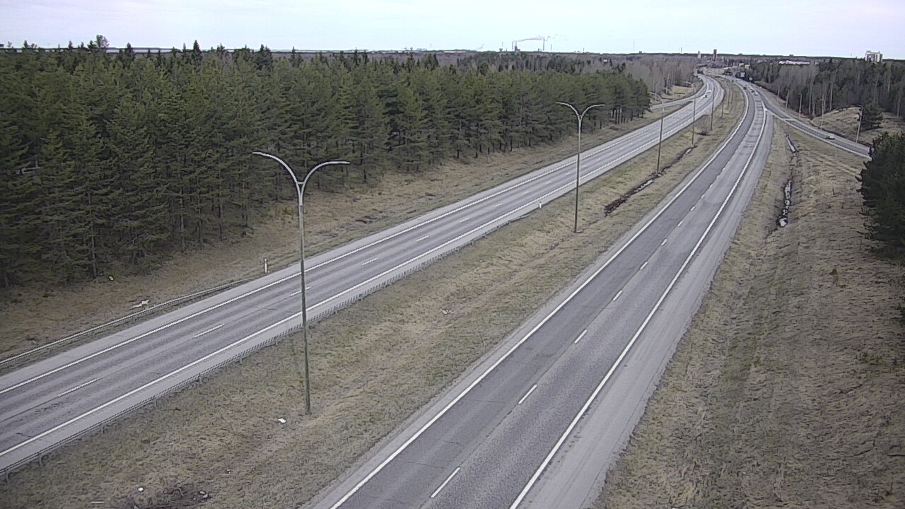 Weather Camera Image Väg 4 Uleåborg, Ouluntulli, Oulu, Pohjois-Pohjanmaa