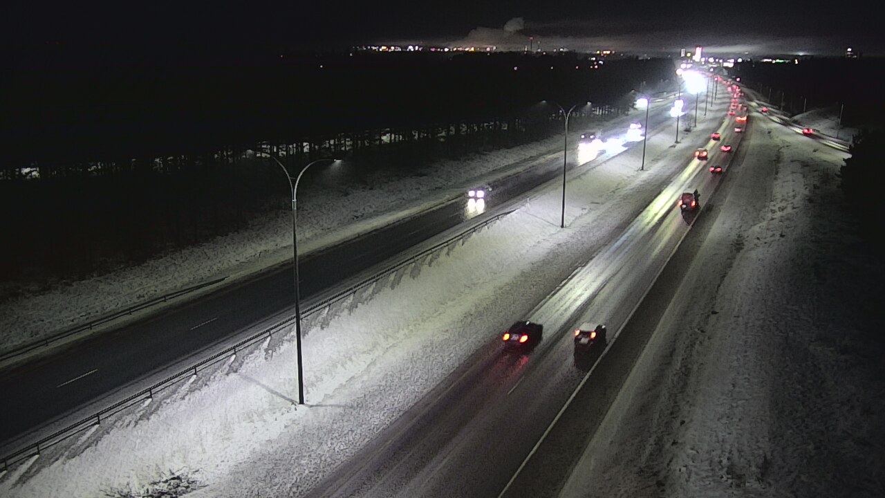 Weather Camera Image Väg 4 Uleåborg, Ouluntulli, Oulu, Pohjois-Pohjanmaa