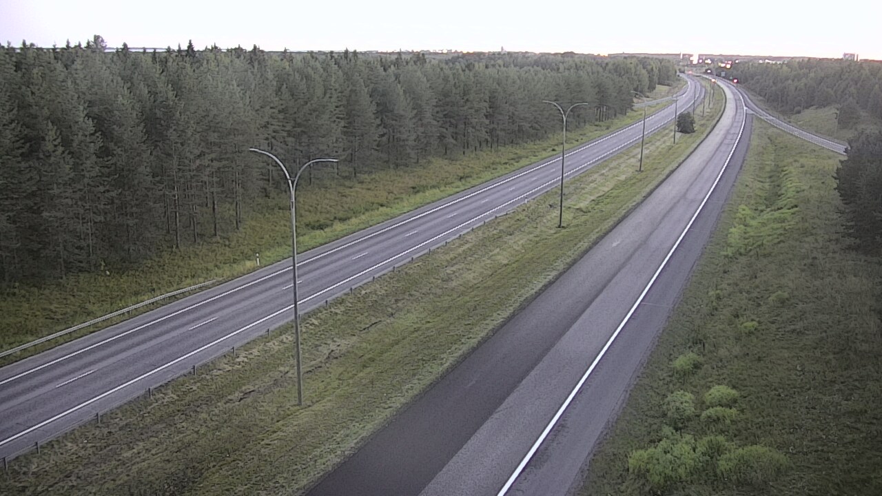 Weather Camera Image Väg 4 Uleåborg, Ouluntulli, Oulu, Pohjois-Pohjanmaa