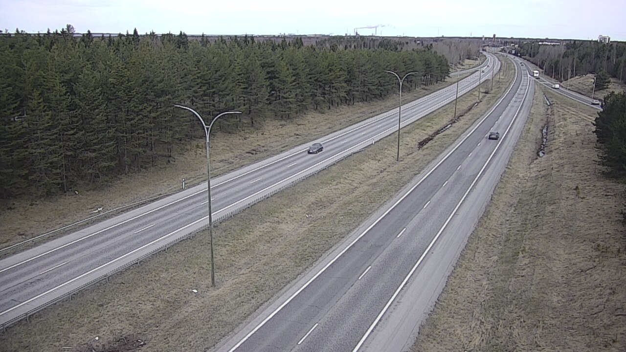 Weather Camera Image Väg 4 Uleåborg, Ouluntulli, Oulu, Pohjois-Pohjanmaa