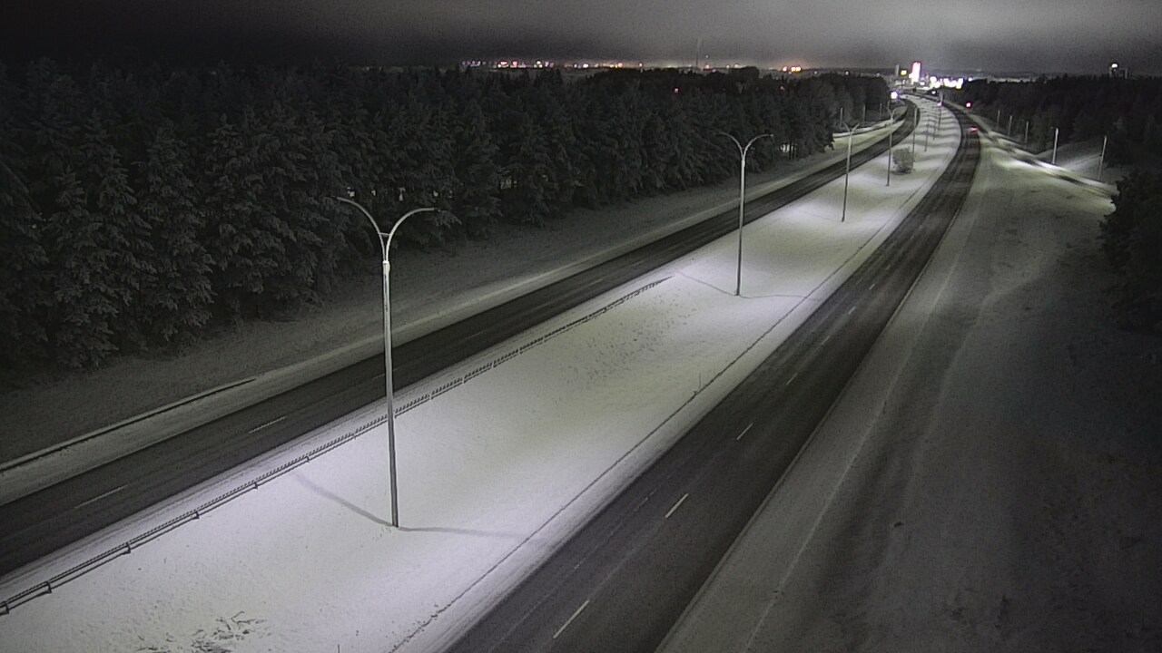 Weather Camera Image Road 4 Oulu, Ouluntulli, Oulu, Pohjois-Pohjanmaa