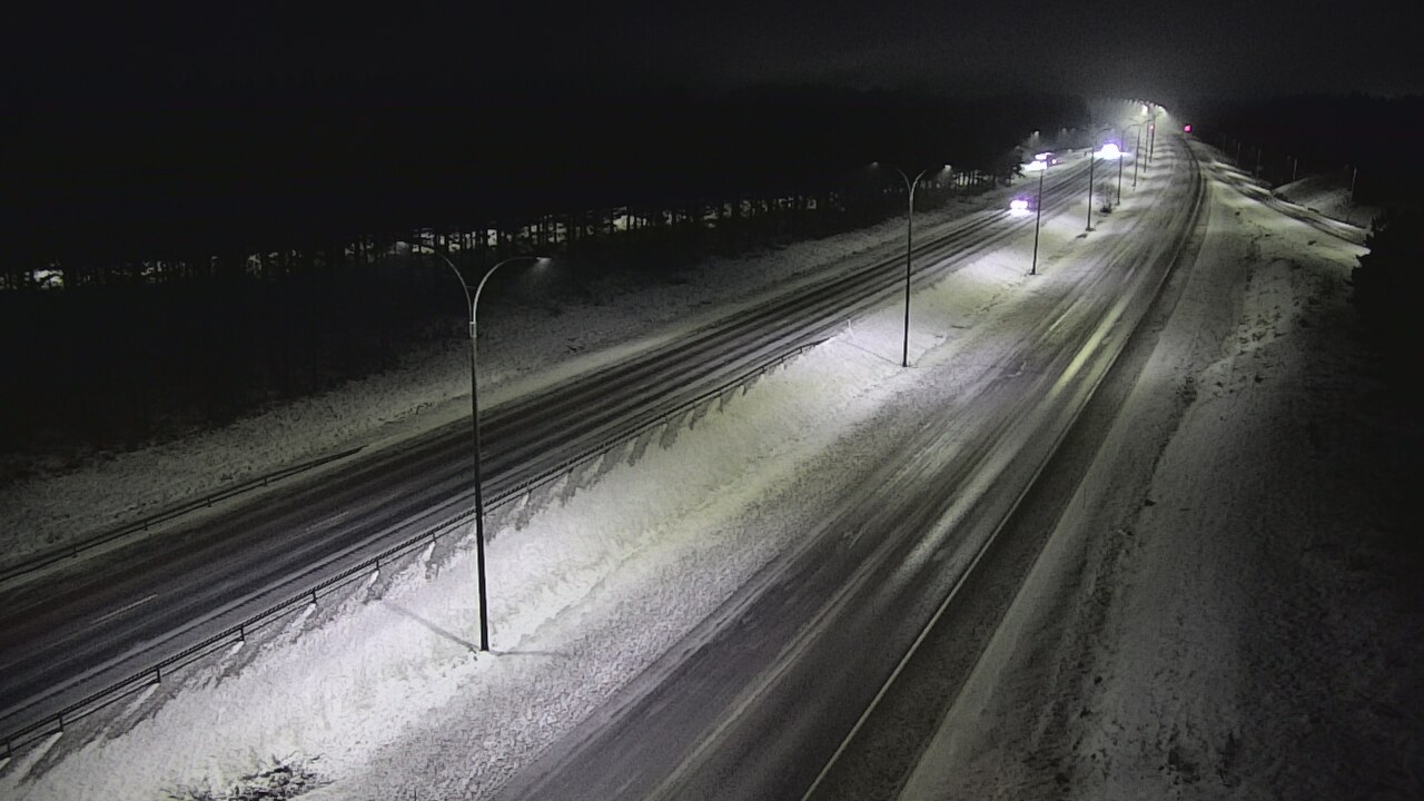 Weather Camera Image Väg 4 Uleåborg, Ouluntulli, Oulu, Pohjois-Pohjanmaa