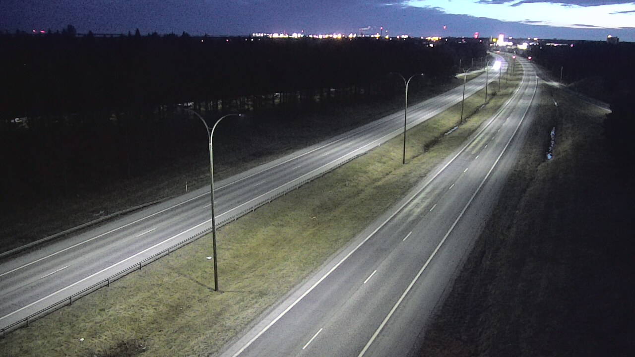 Weather Camera Image Väg 4 Uleåborg, Ouluntulli, Oulu, Pohjois-Pohjanmaa