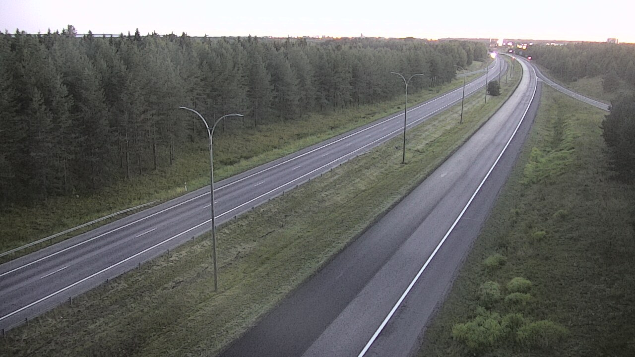 Weather Camera Image Väg 4 Uleåborg, Ouluntulli, Oulu, Pohjois-Pohjanmaa