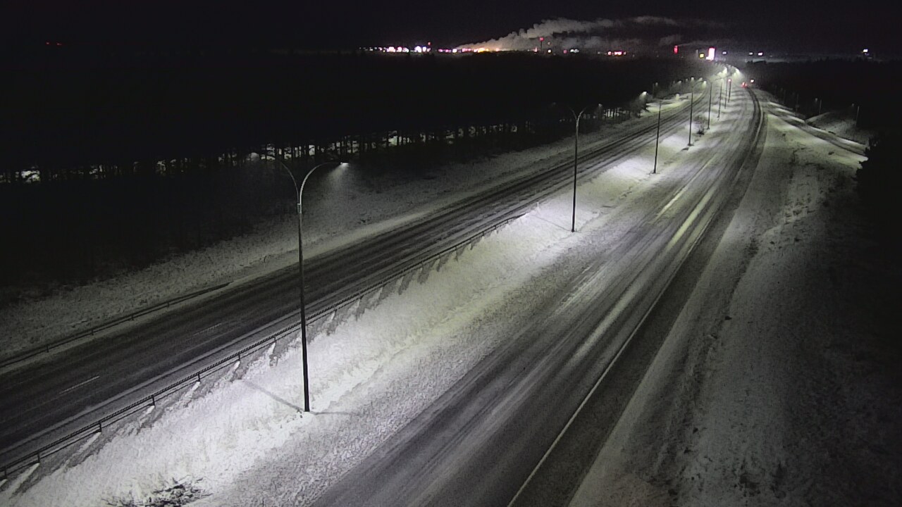 Weather Camera Image Väg 4 Uleåborg, Ouluntulli, Oulu, Pohjois-Pohjanmaa