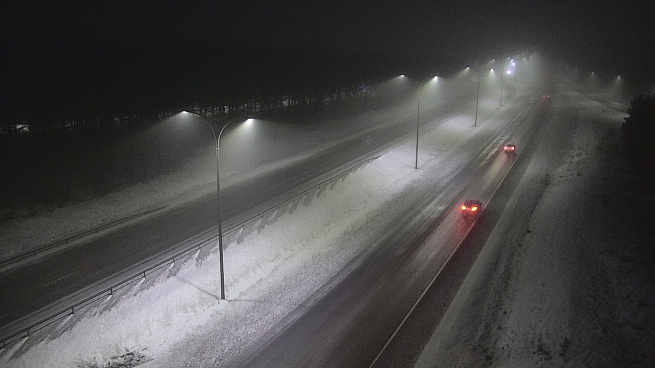 Weather Camera Image Väg 4 Uleåborg, Ouluntulli, Oulu, Pohjois-Pohjanmaa