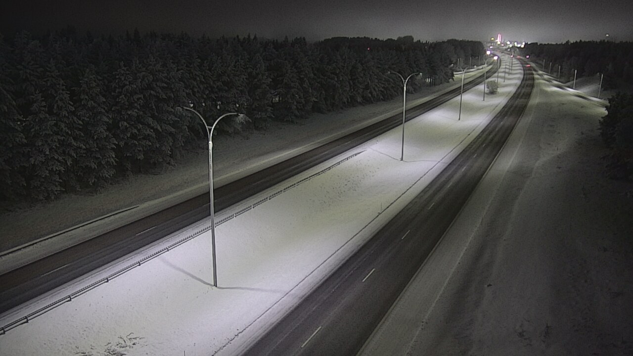 Weather Camera Image Road 4 Oulu, Ouluntulli, Oulu, Pohjois-Pohjanmaa