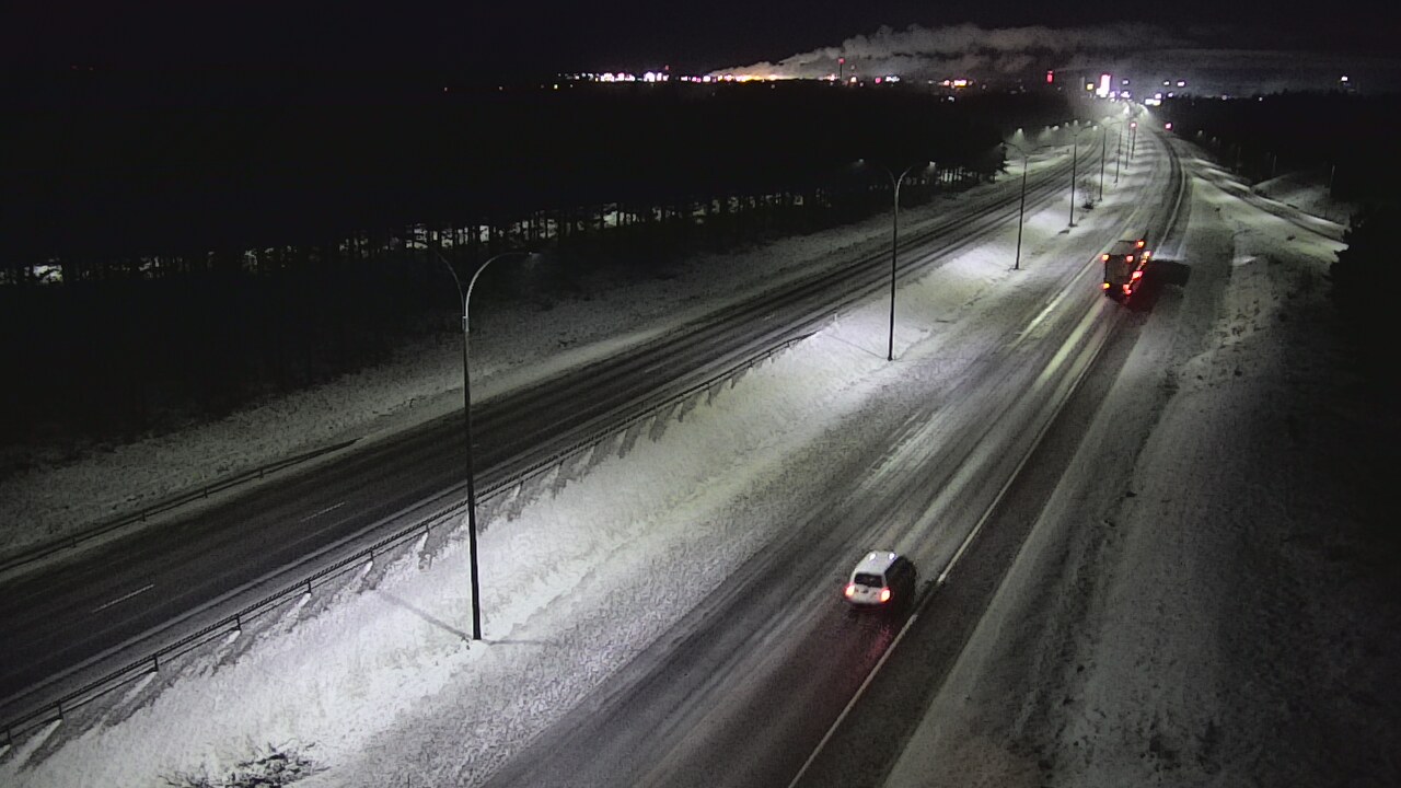 Weather Camera Image Väg 4 Uleåborg, Ouluntulli, Oulu, Pohjois-Pohjanmaa