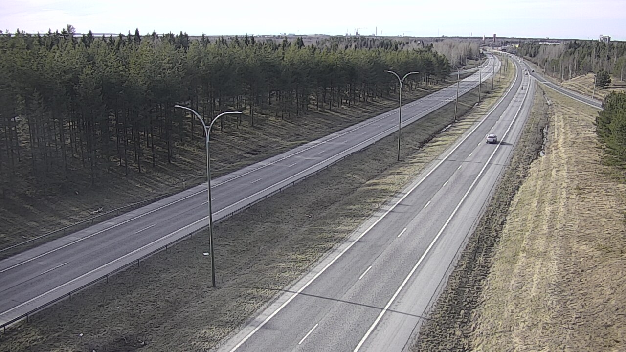 Weather Camera Image Väg 4 Uleåborg, Ouluntulli, Oulu, Pohjois-Pohjanmaa