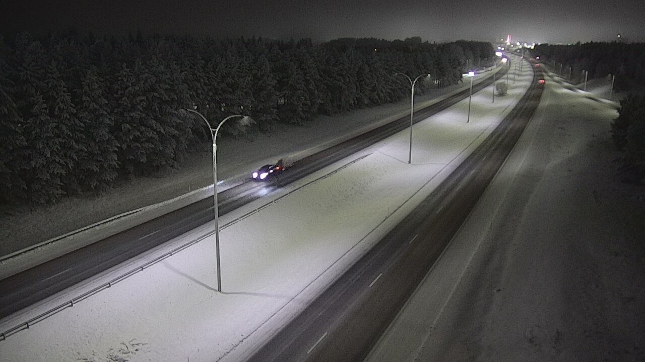 Weather Camera Image Road 4 Oulu, Ouluntulli, Oulu, Pohjois-Pohjanmaa