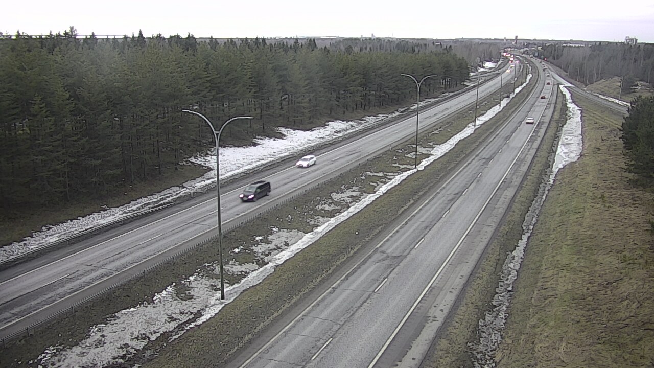 Weather Camera Image Väg 4 Uleåborg, Ouluntulli, Oulu, Pohjois-Pohjanmaa