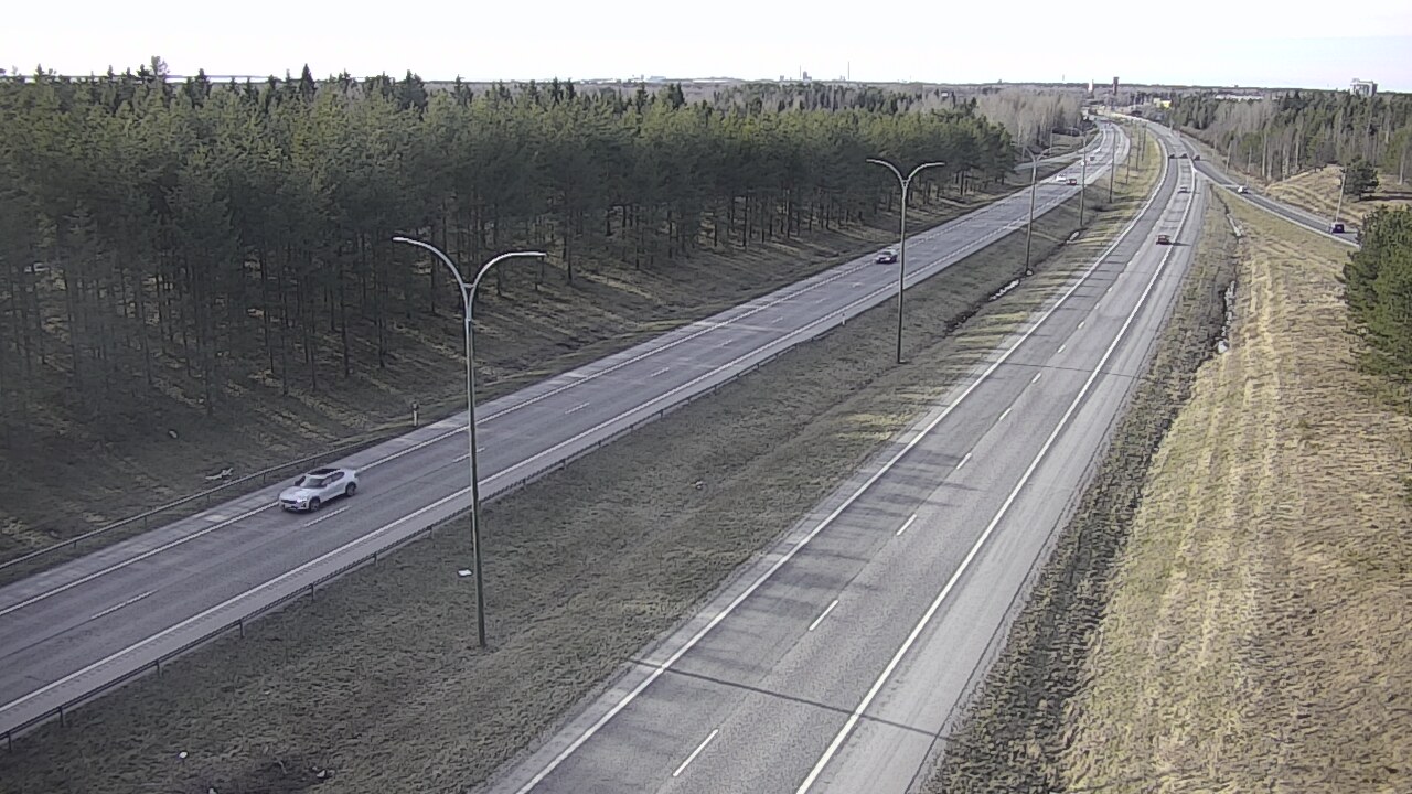 Weather Camera Image Väg 4 Uleåborg, Ouluntulli, Oulu, Pohjois-Pohjanmaa