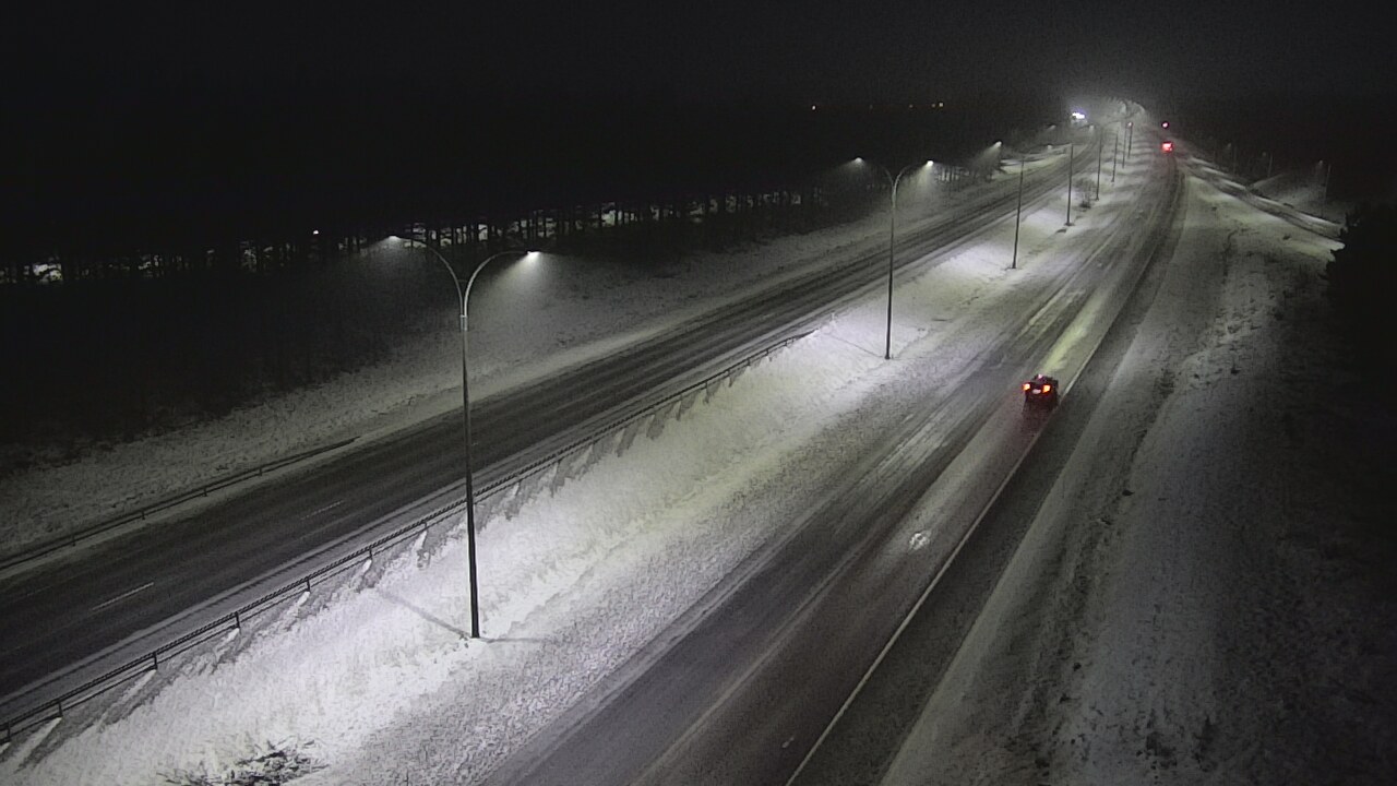 Weather Camera Image Väg 4 Uleåborg, Ouluntulli, Oulu, Pohjois-Pohjanmaa