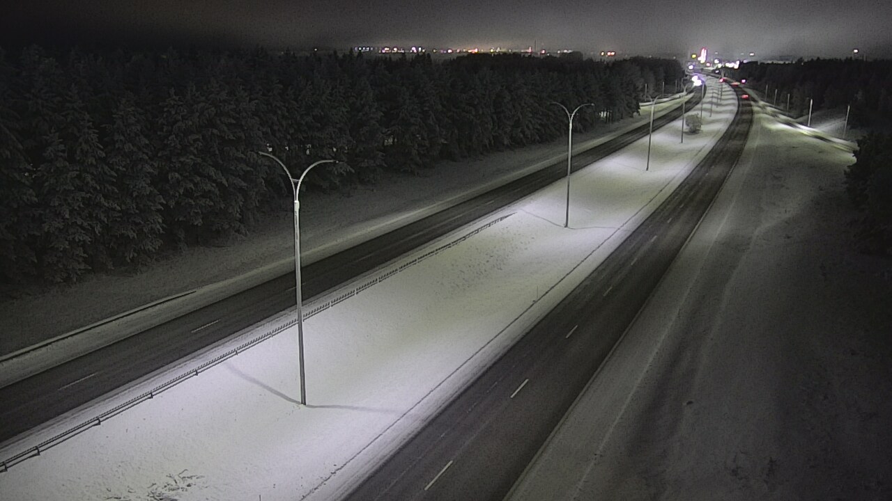 Weather Camera Image Road 4 Oulu, Ouluntulli, Oulu, Pohjois-Pohjanmaa