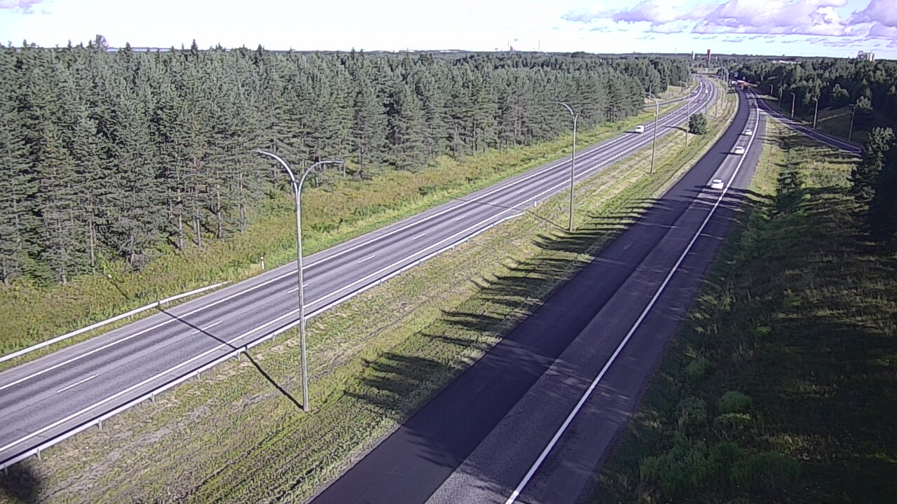 Weather Camera Image Väg 4 Uleåborg, Ouluntulli, Oulu, Pohjois-Pohjanmaa