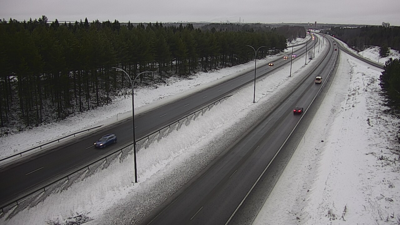 Weather Camera Image Väg 4 Uleåborg, Ouluntulli, Oulu, Pohjois-Pohjanmaa