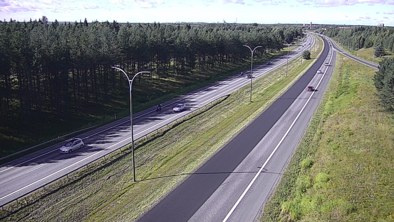 Weather Camera Image Väg 4 Uleåborg, Ouluntulli, Oulu, Pohjois-Pohjanmaa