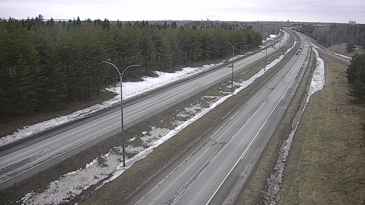 Weather Camera Image Väg 4 Uleåborg, Ouluntulli, Oulu, Pohjois-Pohjanmaa