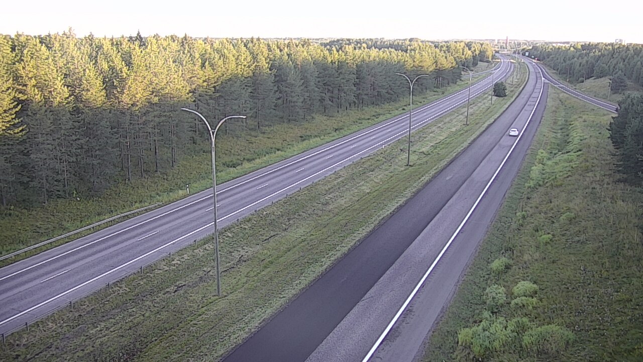 Weather Camera Image Väg 4 Uleåborg, Ouluntulli, Oulu, Pohjois-Pohjanmaa