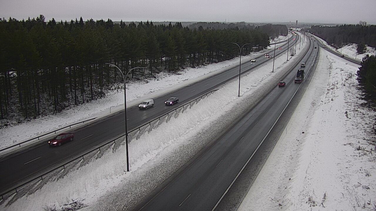 Weather Camera Image Väg 4 Uleåborg, Ouluntulli, Oulu, Pohjois-Pohjanmaa