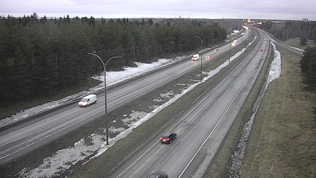 Weather Camera Image Väg 4 Uleåborg, Ouluntulli, Oulu, Pohjois-Pohjanmaa