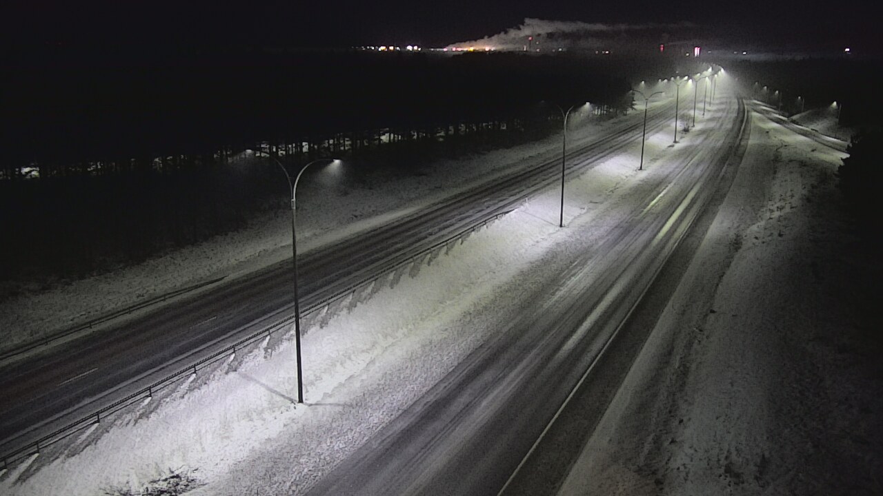 Weather Camera Image Väg 4 Uleåborg, Ouluntulli, Oulu, Pohjois-Pohjanmaa