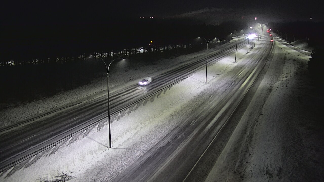 Weather Camera Image Väg 4 Uleåborg, Ouluntulli, Oulu, Pohjois-Pohjanmaa