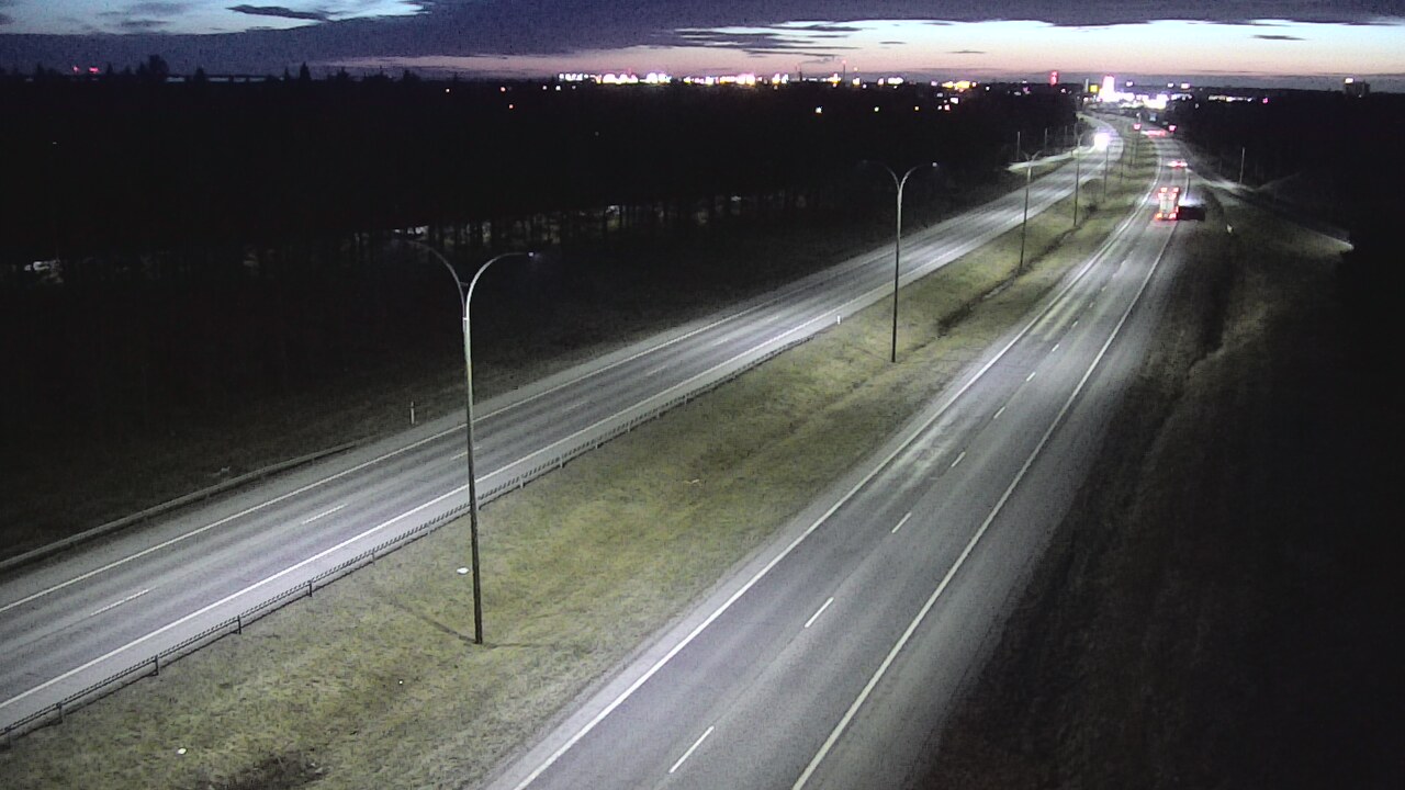 Weather Camera Image Väg 4 Uleåborg, Ouluntulli, Oulu, Pohjois-Pohjanmaa