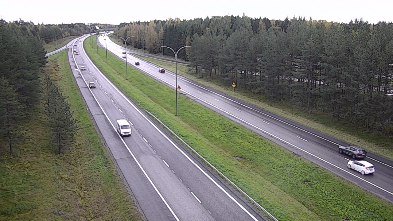 Weather Camera Image Väg 4 Uleåborg, Ouluntulli, Oulu, Pohjois-Pohjanmaa