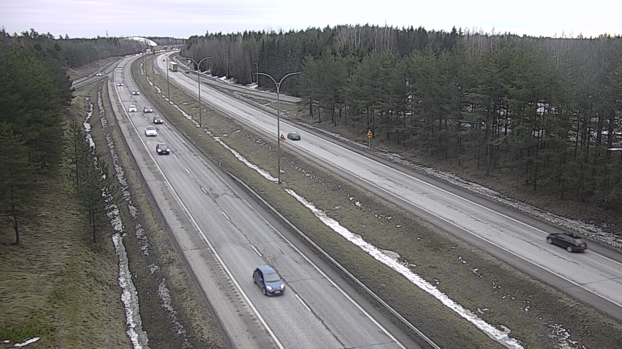 Weather Camera Image Road 4 Oulu, Ouluntulli, Oulu, Pohjois-Pohjanmaa