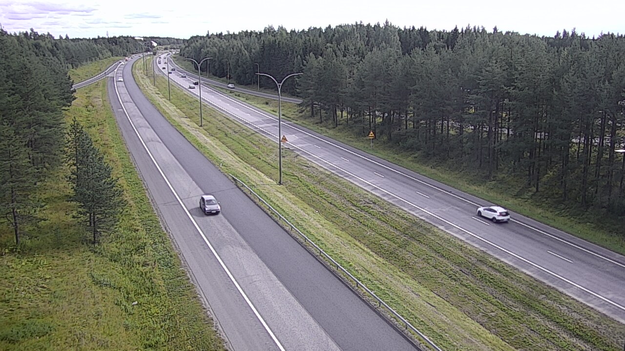 Weather Camera Image Road 4 Oulu, Ouluntulli, Oulu, Pohjois-Pohjanmaa