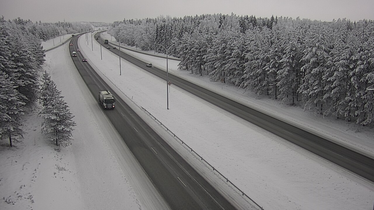 Weather Camera Image Väg 4 Uleåborg, Ouluntulli, Oulu, Pohjois-Pohjanmaa