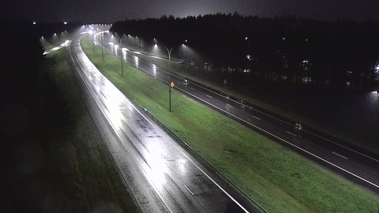 Weather Camera Image Väg 4 Uleåborg, Ouluntulli, Oulu, Pohjois-Pohjanmaa