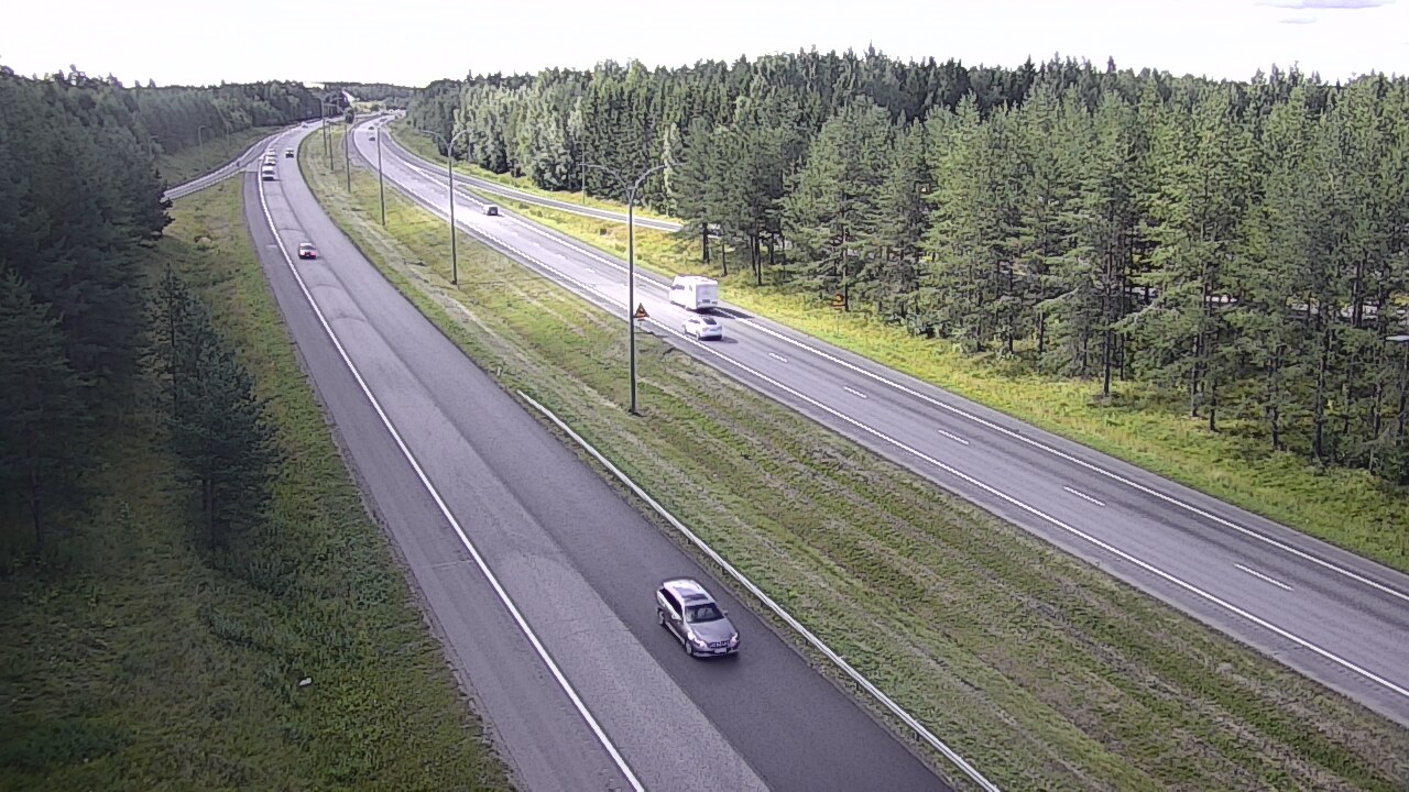 Weather Camera Image Väg 4 Uleåborg, Ouluntulli, Oulu, Pohjois-Pohjanmaa