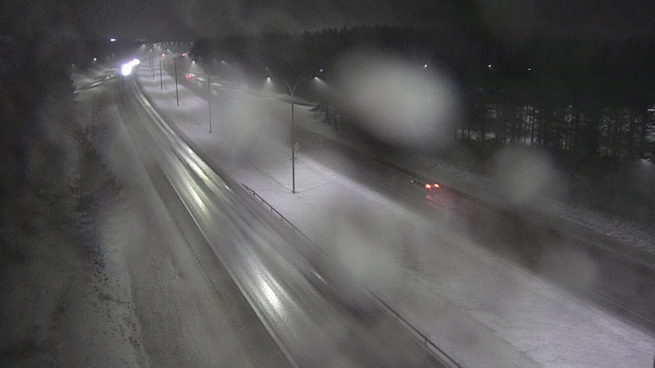 Weather Camera Image Väg 4 Uleåborg, Ouluntulli, Oulu, Pohjois-Pohjanmaa