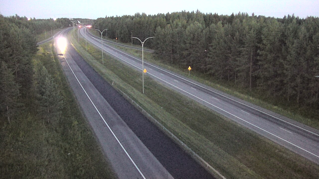 Weather Camera Image Väg 4 Uleåborg, Ouluntulli, Oulu, Pohjois-Pohjanmaa