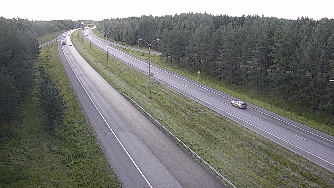 Weather Camera Image Väg 4 Uleåborg, Ouluntulli, Oulu, Pohjois-Pohjanmaa