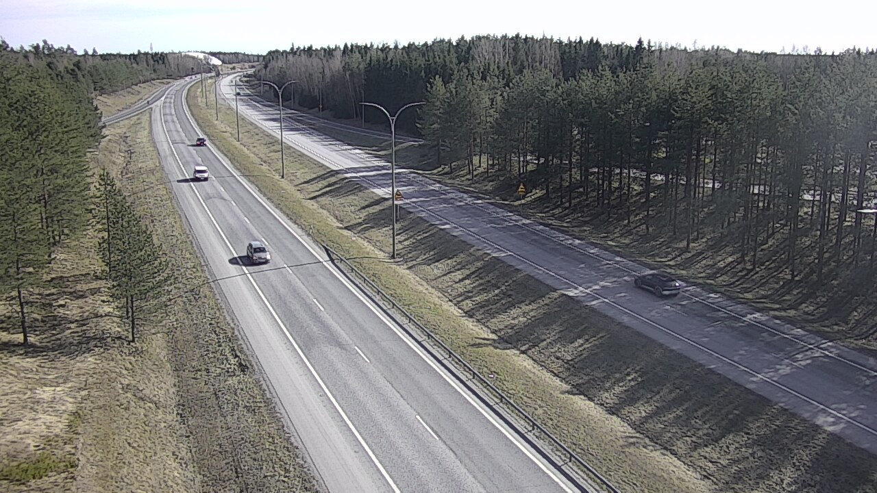 Weather Camera Image Väg 4 Uleåborg, Ouluntulli, Oulu, Pohjois-Pohjanmaa