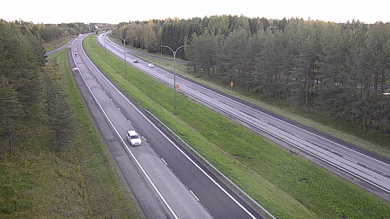 Weather Camera Image Väg 4 Uleåborg, Ouluntulli, Oulu, Pohjois-Pohjanmaa