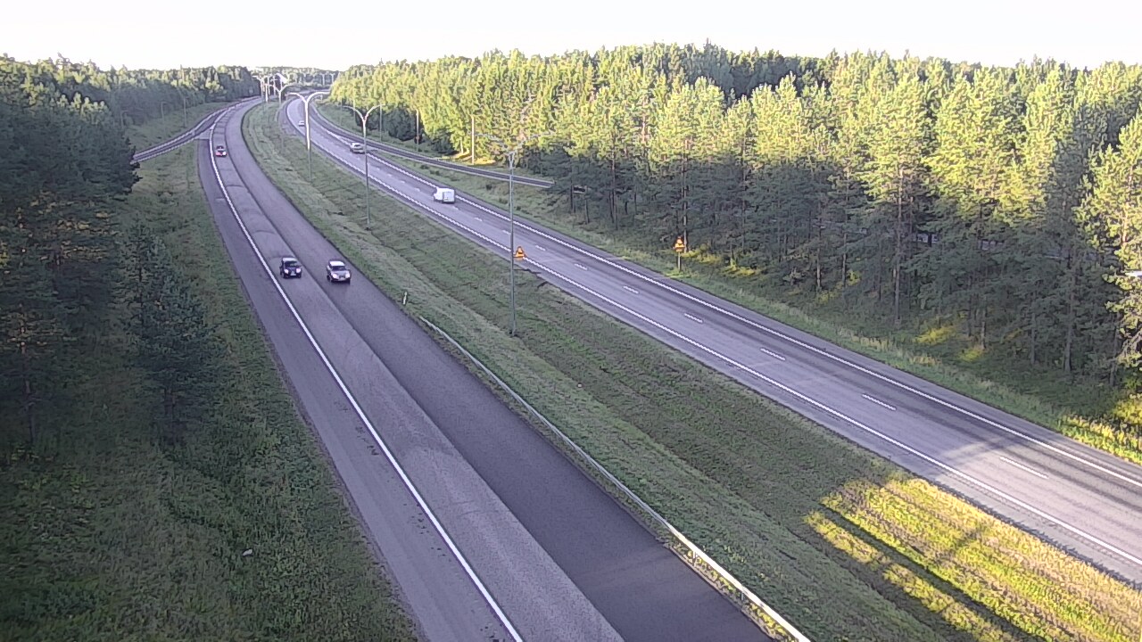 Weather Camera Image Road 4 Oulu, Ouluntulli, Oulu, Pohjois-Pohjanmaa