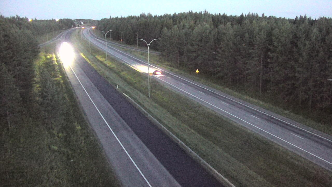 Weather Camera Image Väg 4 Uleåborg, Ouluntulli, Oulu, Pohjois-Pohjanmaa